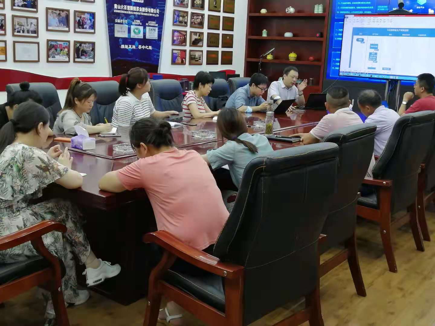 1626421937312135.jpg a5052e703333ef2d4cdd3502728d9d3.jpg