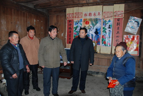 六百里猴魁情系三老.jpg 六百里猴魁情系三老.jpg