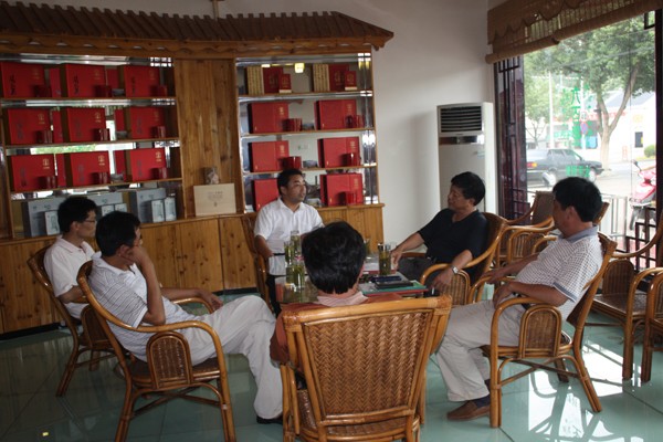 視察合作社.jpg 視察合作社.jpg